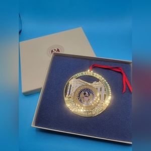 1996 White House Collectible Christmas Ornament